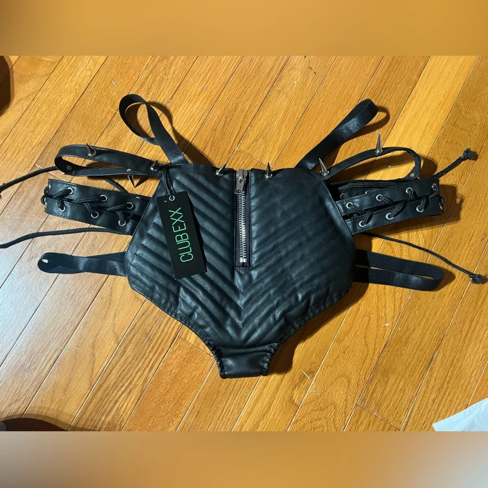 CLUB EXX New With Tags Rave Shorts From Dolls Kill - Picture 2 of 3